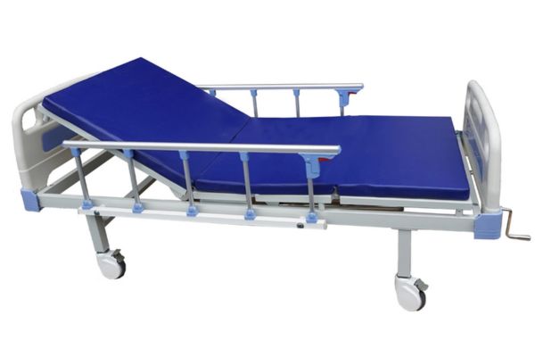 Giường bệnh nhân sắt sơn tĩnh điện có độ cứng cao và khả năng chịu lực tốt